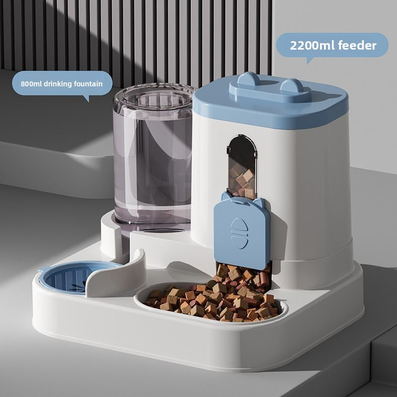 Petlivo Automatic Pet Feeder Blue color variant for working owners