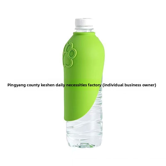Petlivo Portable Pet Water Bottle primary product view for hikes and travel
